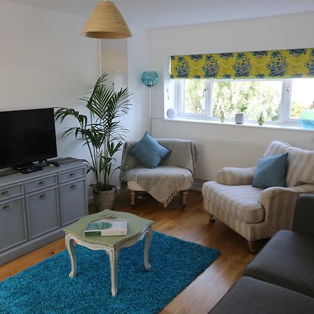 4A Dolphin Close Apartamento Lyme Regis Exterior foto
